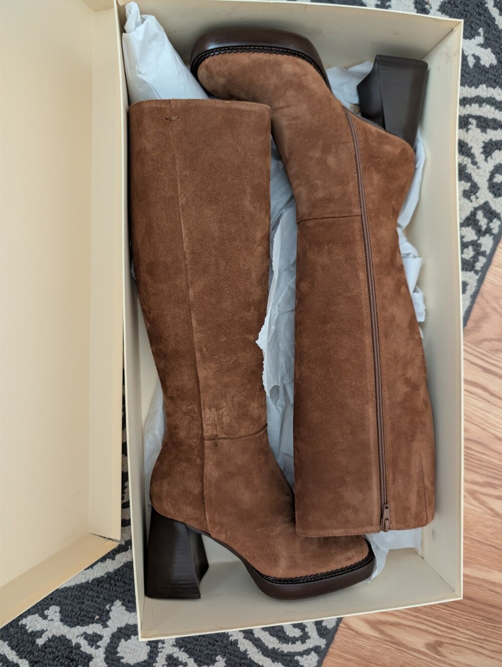 NWT Sezane Valeria Boots Hazelnut - Size 7 - Picture 2 of 5
